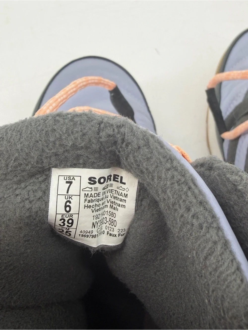 Sorel Women's Lavender Winter Boot with Peach Laces